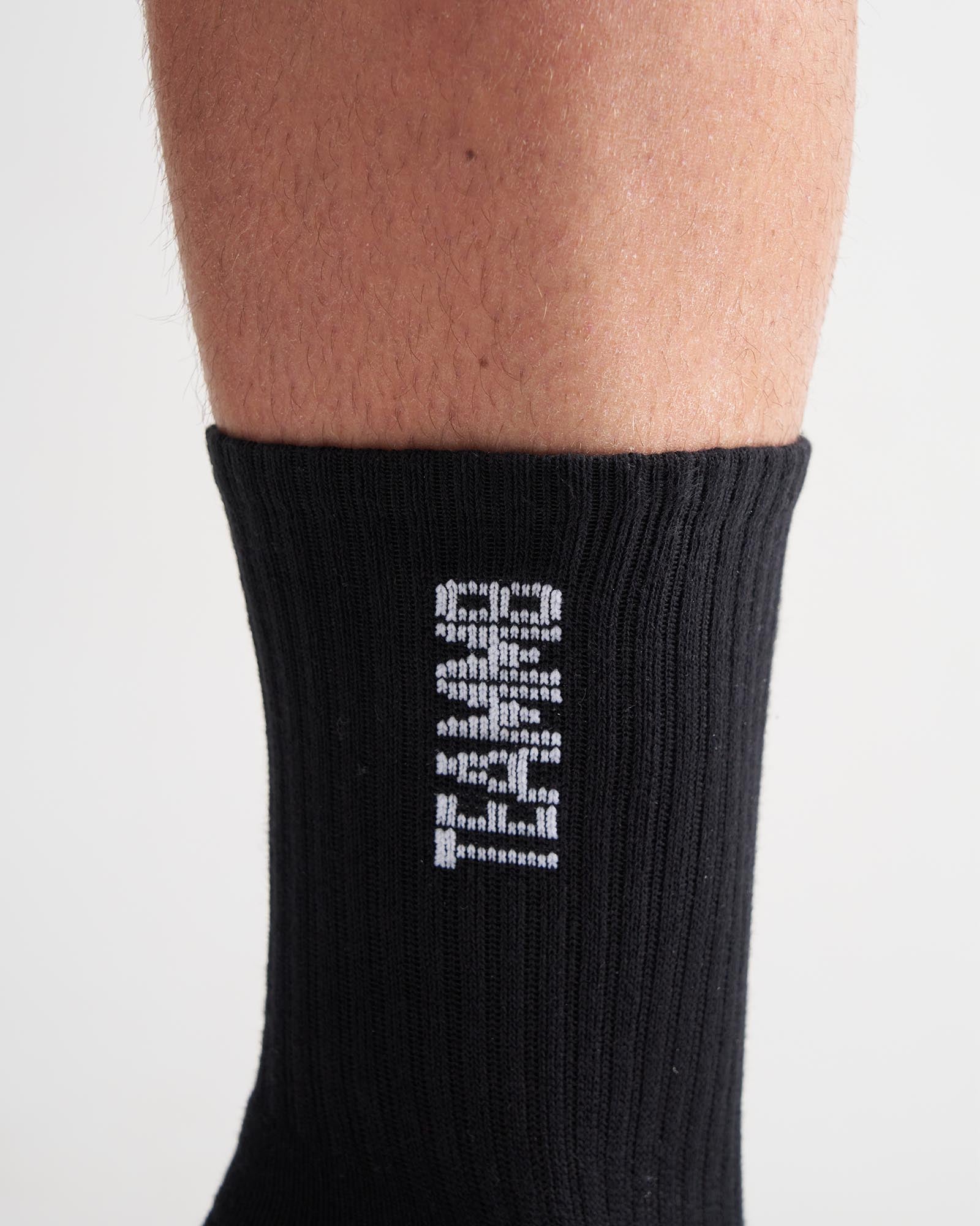 TEAMM8 Crew Socks - Black|White