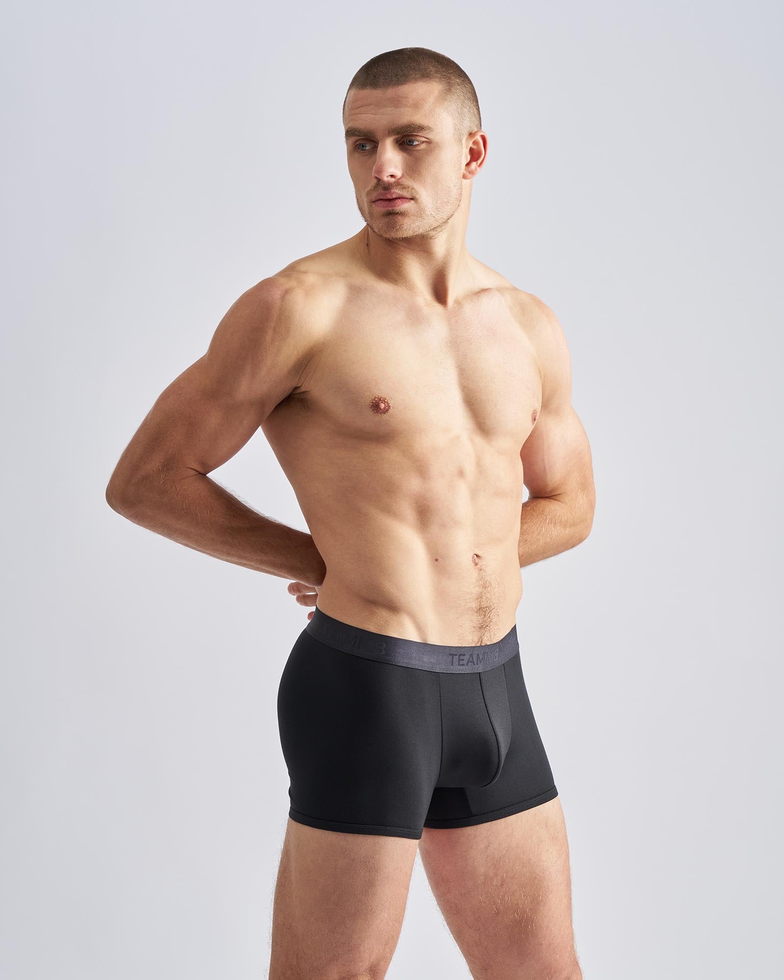 Reign Trunk - Onyx