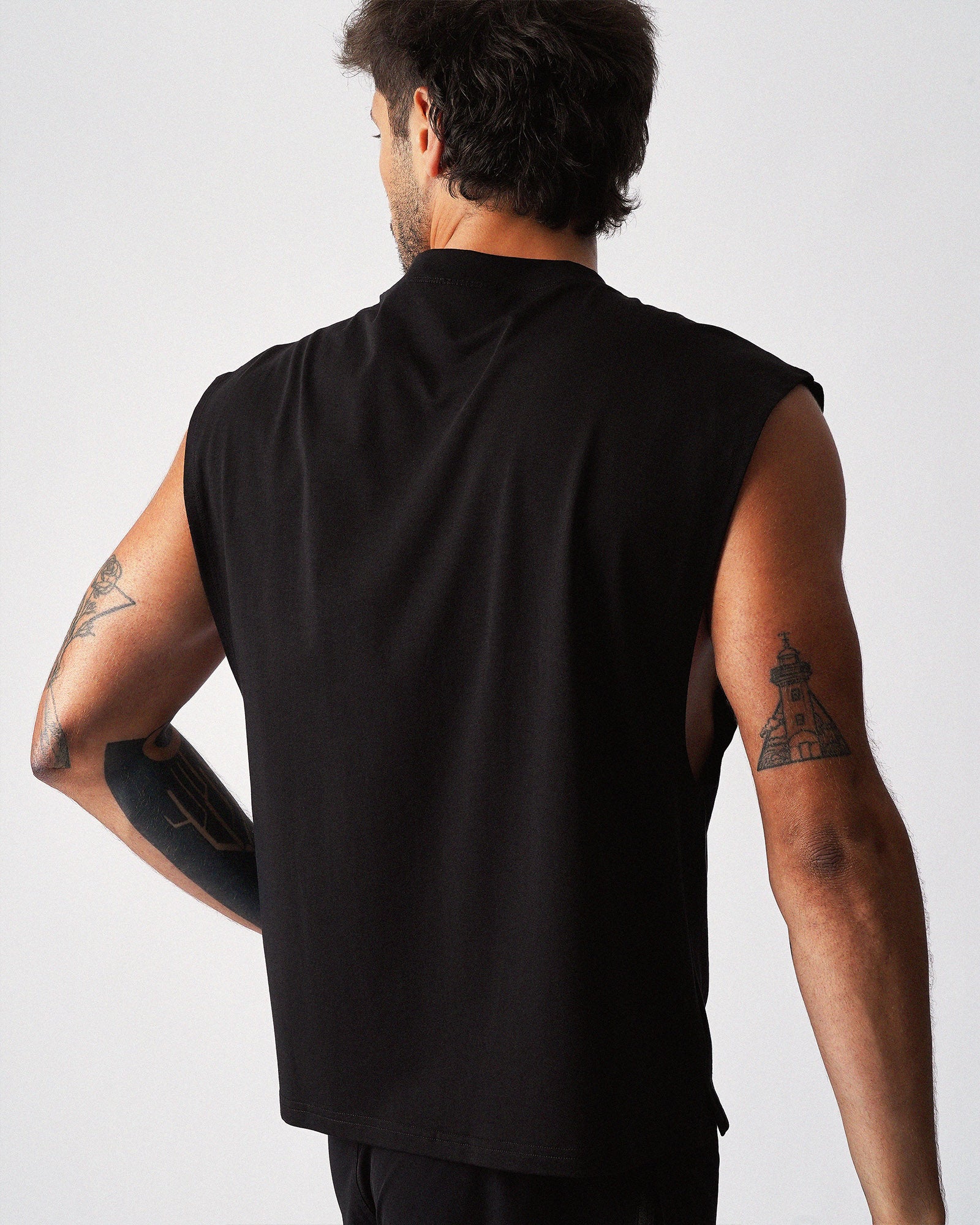 Strike Box Muscle Tank 2.0 - Black